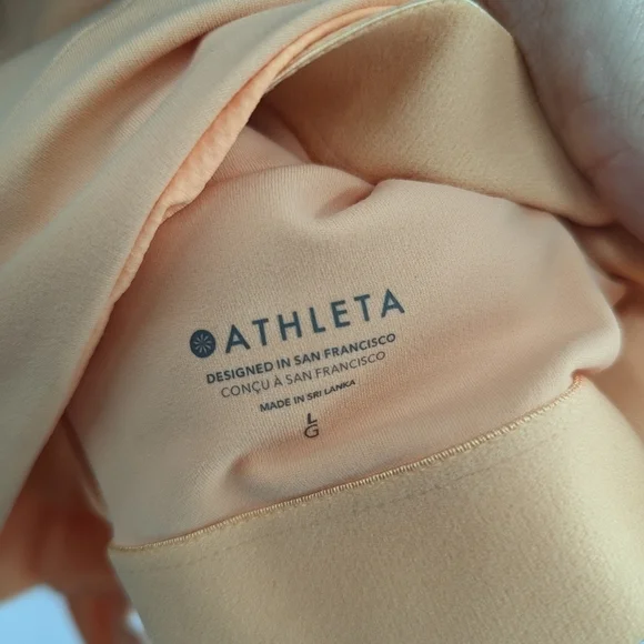 NWT ATHLETA Conscious Cut Out Crop Bra Top (A-C) - Picture 9 of 12